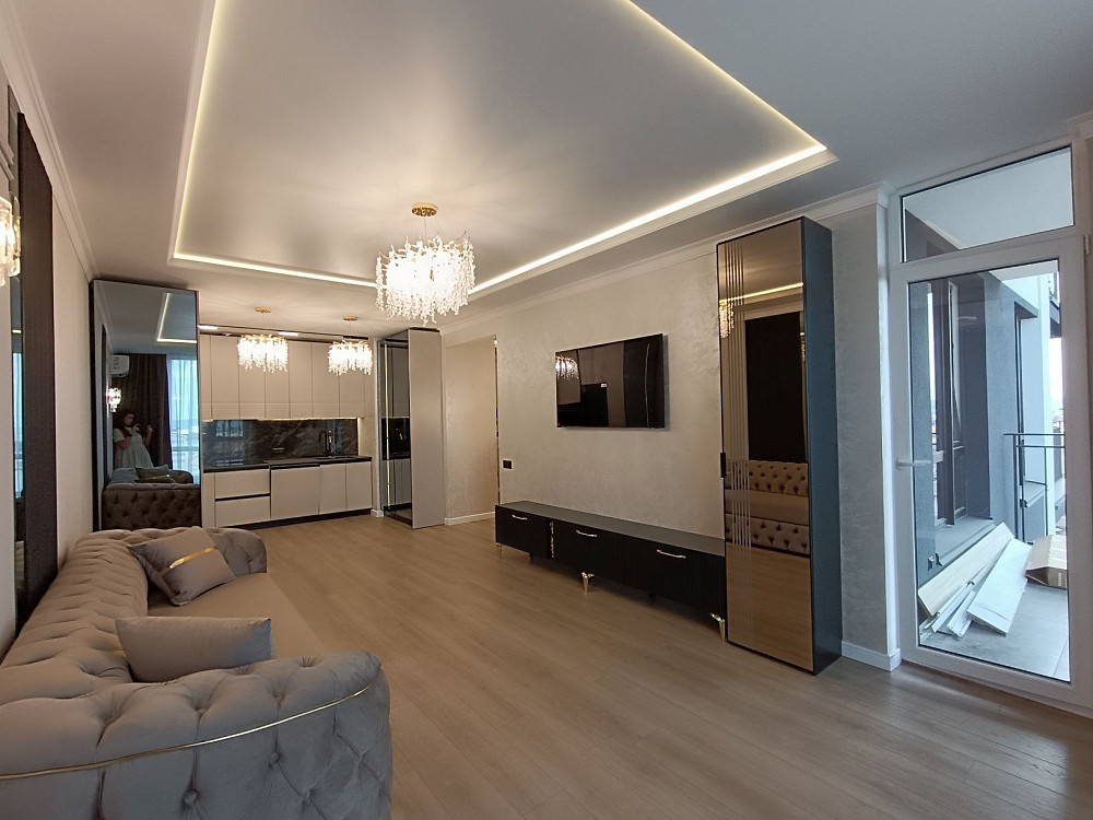 Вишукана простора квартира в самому центрі міста Івано-Франківськ - зображення 3