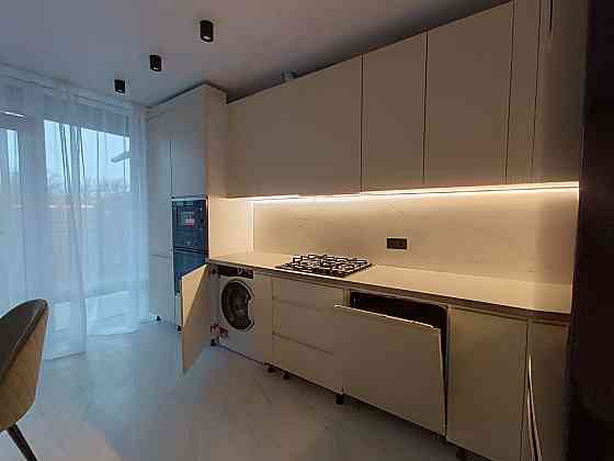 Стильна,простора 1но кімнатна квартира в обжитому будинку Івано-Франківськ