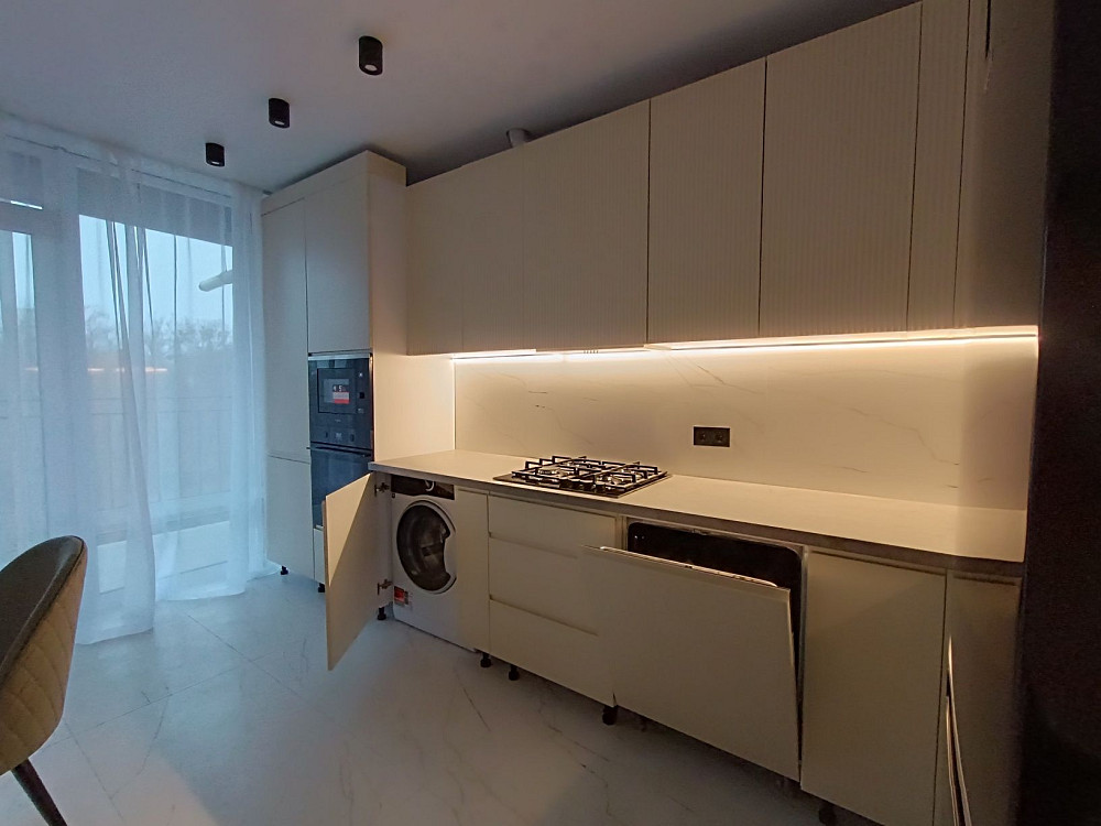 Стильна,простора 1но кімнатна квартира в обжитому будинку Івано-Франківськ - зображення 5