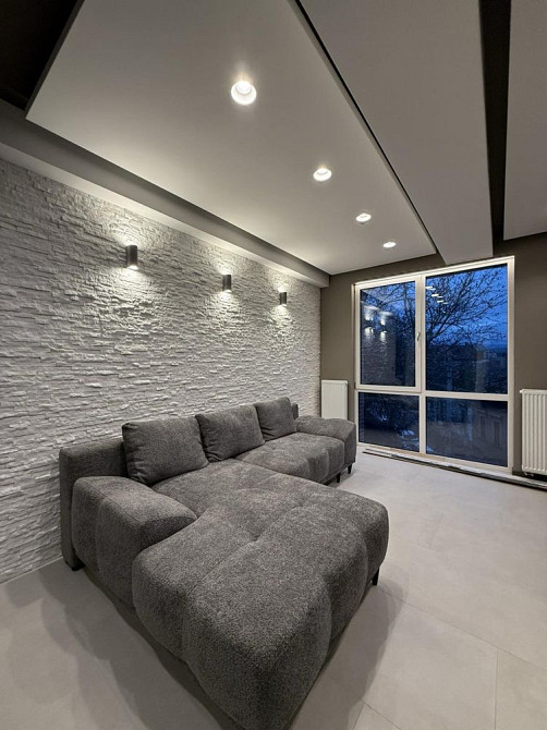 Оренда 1 кімнатної кв. в центрі міста Ужгород - зображення 1