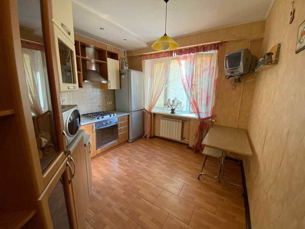 Аренда 2-х к.кв на Есенина Ботсад Павлово Поле Харьков - изображение 1