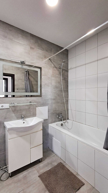 Оренда 3-х кімнатної квартири на вул. Р. Окіпної 10 без комісії Київ - зображення 3