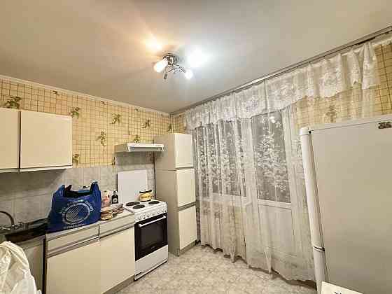 Квартира на Теремках . На 6 місяців .Метро Іподром 20 хв пішки Київ