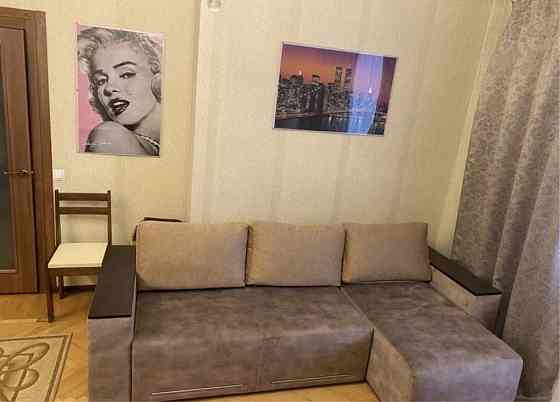 Реальная 3-ка в Центре, между Университетом и Пушкинской Харьков