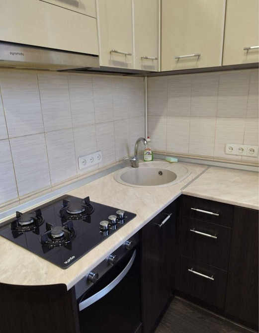 Реальная 3-ка в Центре, между Университетом и Пушкинской Харьков - изображение 7