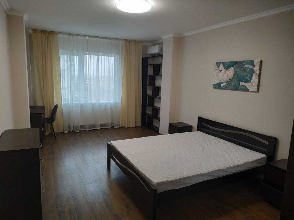 2-х кімнатна, центр, ремонт, ніхто не жив. Черкассы - изображение 4