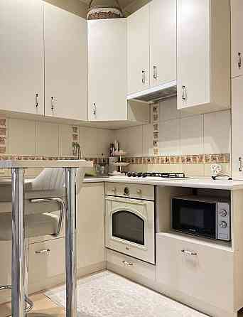 Реальная 2-ка в Центре, Научная, Университет, Проспект Науки 11 Харьков