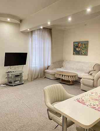 Реальная 2-ка в Центре, Научная, Университет, Проспект Науки 11 Харьков