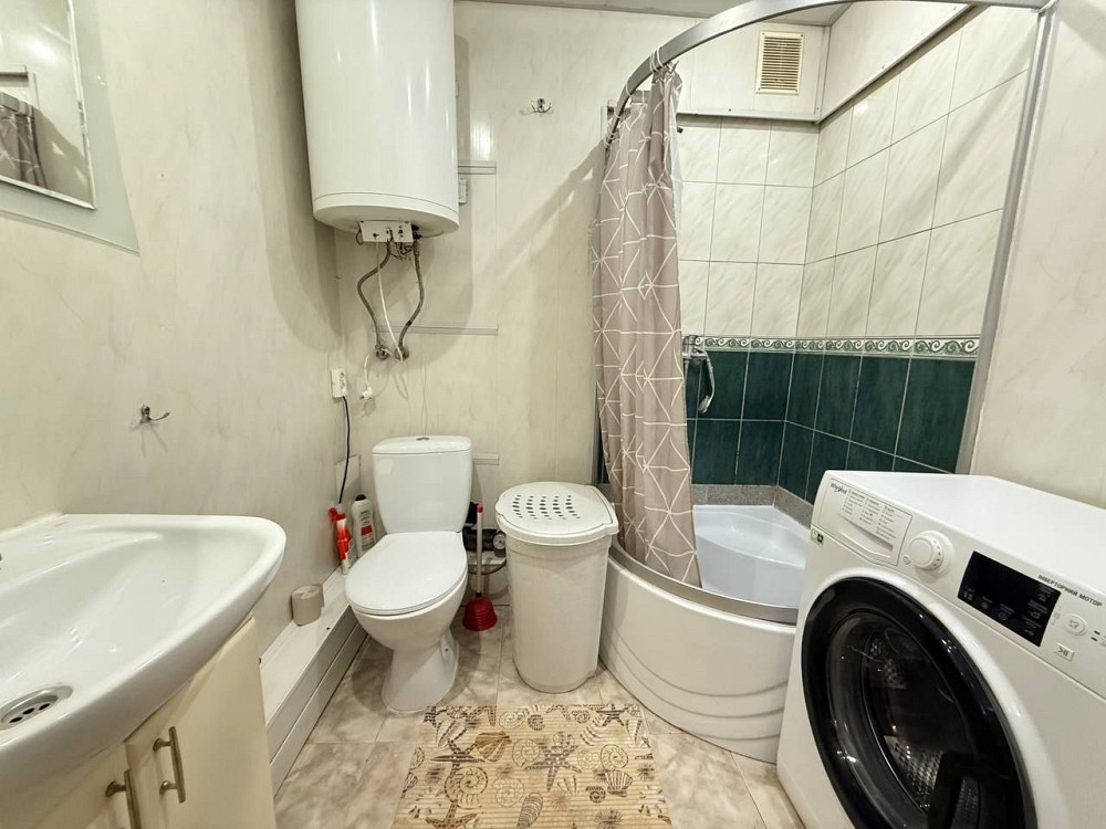 Здам! Кухня Студія + Спальня. Вул. Героїв Майдану Черновцы - изображение 6