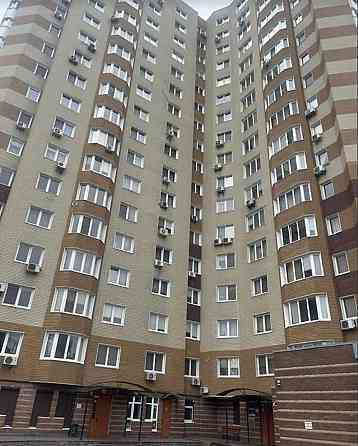 Продається  2к -кв м Бровари Марії Лагунової, 18-Б 2 пов. Бровары