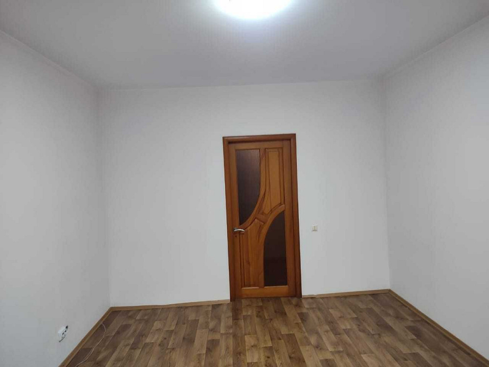 Продається  2к -кв м Бровари Марії Лагунової, 18-Б 2 пов. Бровары - изображение 3