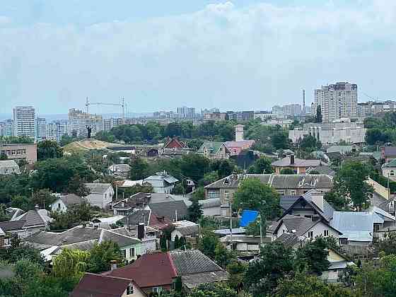 Трьохкімнатна квартира з зданій новобудові. Всі комунікації підключені Черкассы