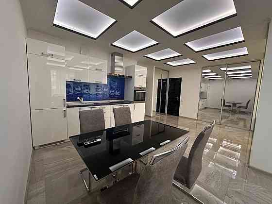 Генератор! Вул.Зарічна 1В, 2 пов. Шикарна квартира Kyiv