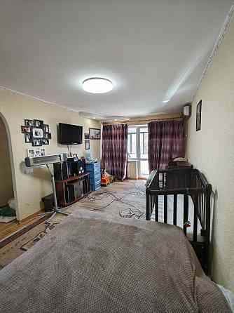 Продам 1 комнатную квартиру на пр.Кирова(О. Поля) Днепр