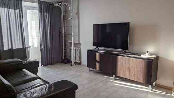 2к.квартира пров. Лабораторний,4 Київ