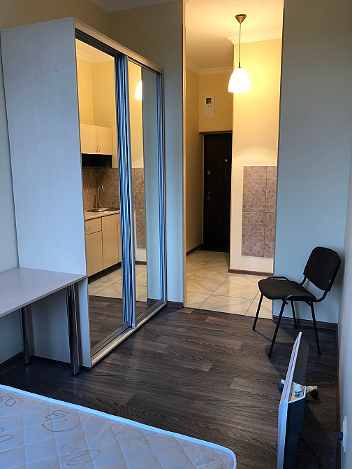 1к квартира, троєщина (приватний сектор) Київ - зображення 1