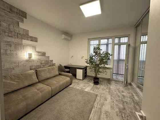 3-комнатная квартира в ЖК "Каскад", центр, м. Конституции Харьков