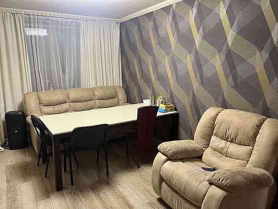 Продам трехконатнуб квартиру на Салтовском Шоссе 141 Харьков