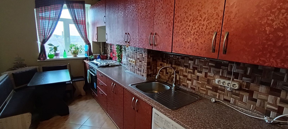 1 кімн.кв. с газовим опаленням. Меблі та техніка. Немешаево - изображение 1