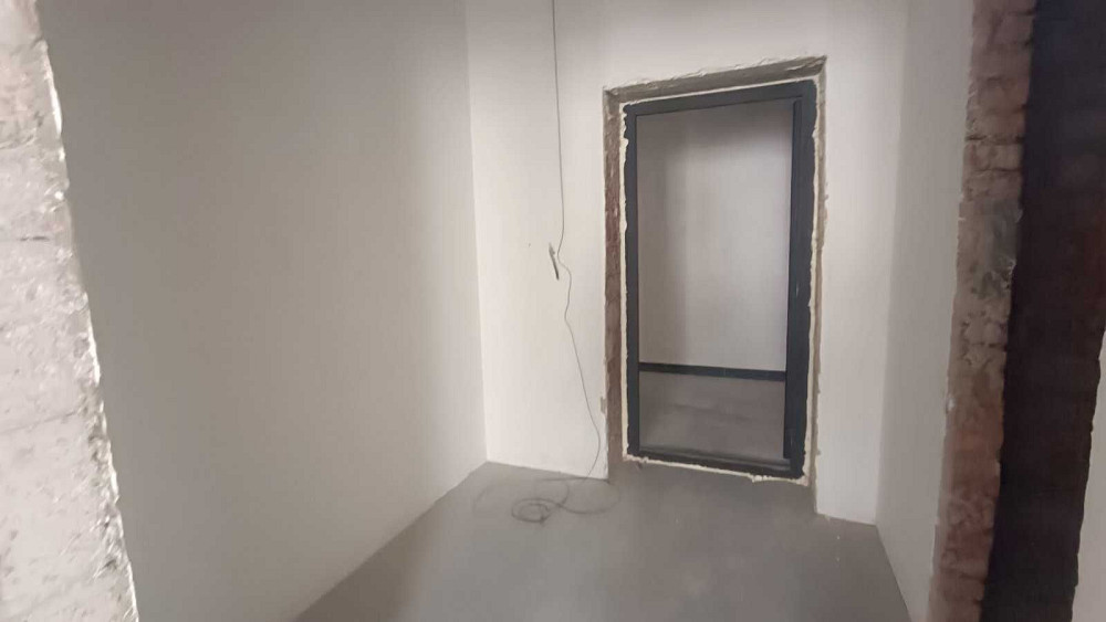 Терміново, 1 к.кв з газом, можно на ремонт! 34 м2, є штук-ка, стяжка. Ірпінь - зображення 3