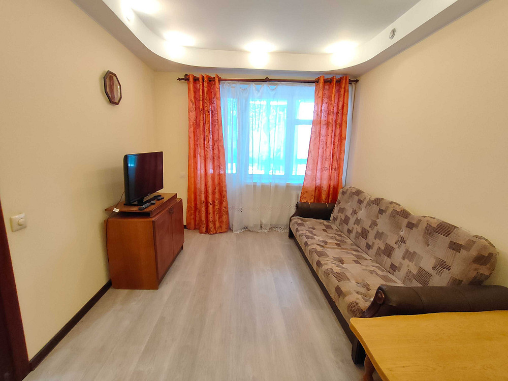 метро Лівобережна 15хв., 2 кім.роздільна, низький поверх, перша здача! Киев - изображение 8