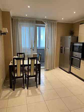 2-х кімнатна квартира Градинська 9 , деснянський райони Киев