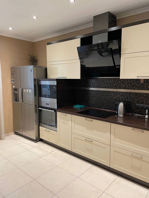 2-х кімнатна квартира Градинська 9 , деснянський райони Киев - изображение 1