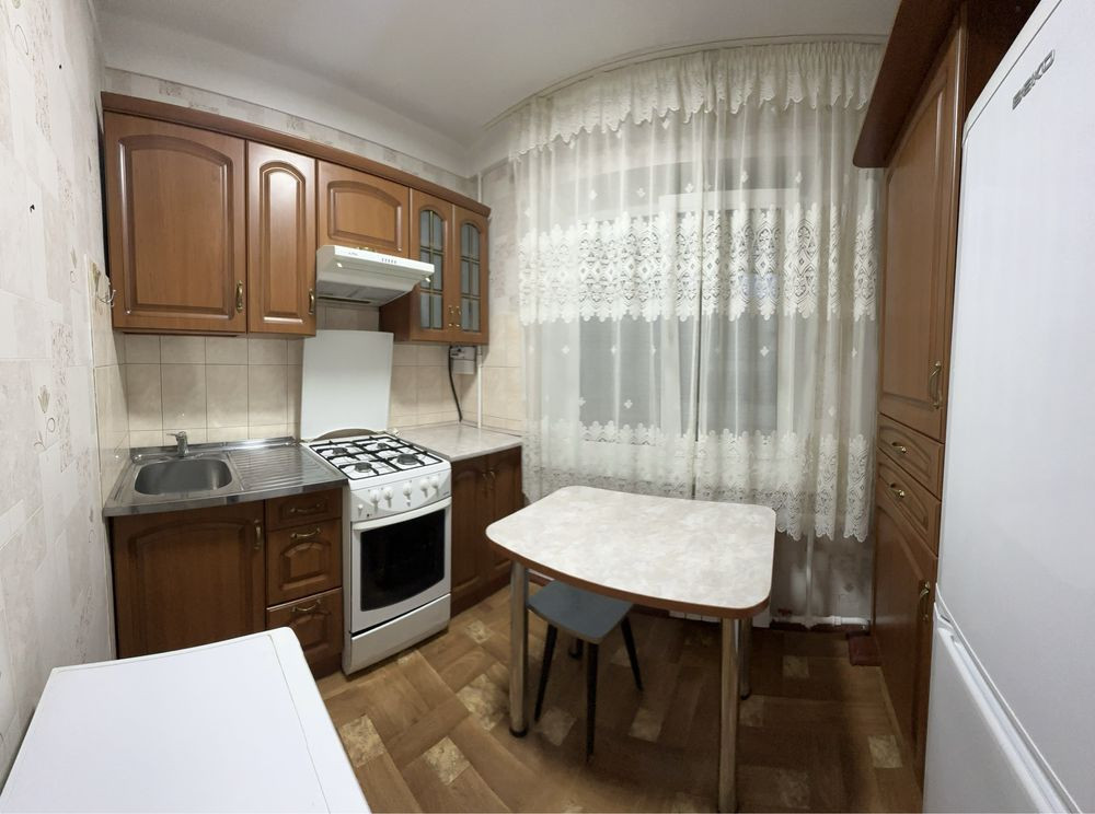 Кавказька 11, оренда однокімнатної квартири. Метро Вокзальна Киев - изображение 1