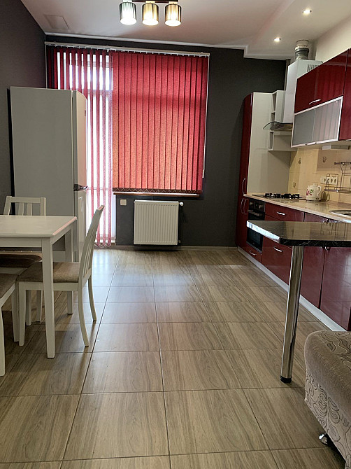 Большая евродвушка центр Замок цветов длительно 4 этаж Одесса - изображение 7