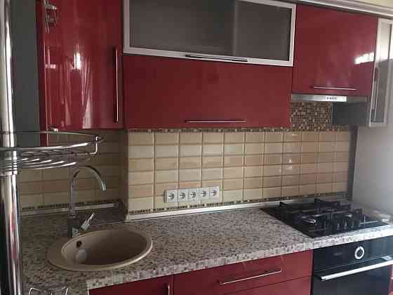 Сдам квартиру по ул Свято-Николаевская10 4/9 Кривий Ріг