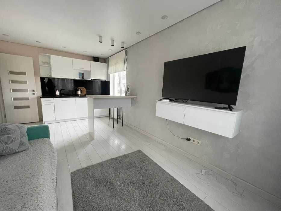 Продаж 3к квартири Лесі Українки 15а Печерськ Метро 3хв Киев - изображение 6