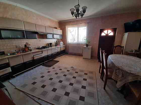 Здається в оренду кімната в ЦЕНТРІ в будинку Мукачево