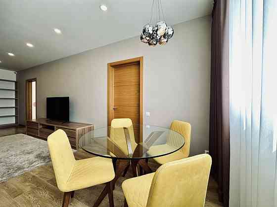 Оренда сучасної 3к / Без комісії / Метро / Центр 10-15хв/ Парк / 97 м2 Киев