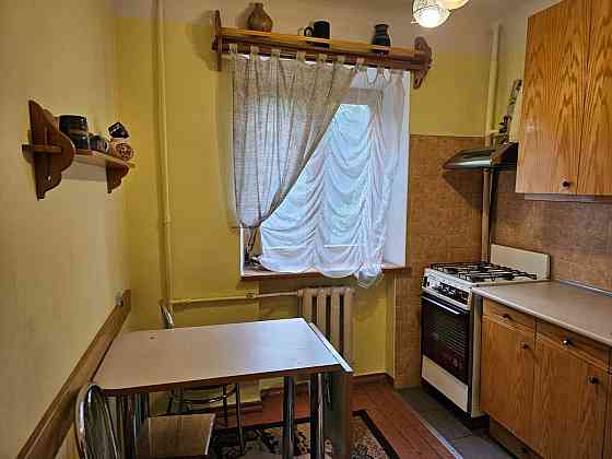 Здам 2 кімнатну квартиру  по вул. Вишгородська 31 Киев