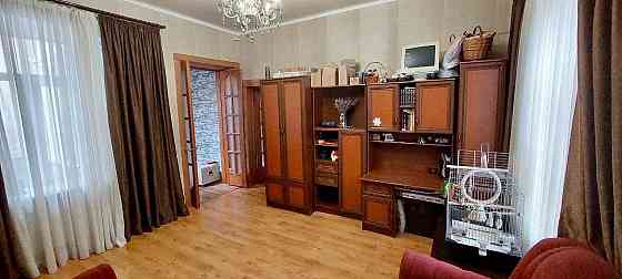 Продается 2-х комнатная квартира в центре на ул. Малая арнаутская Одесса