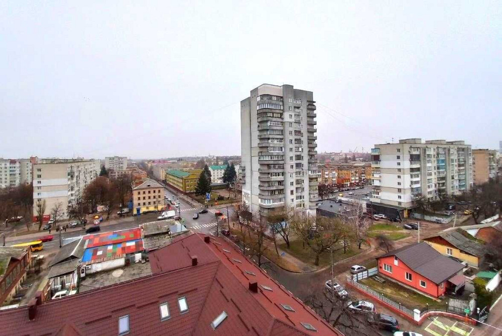 Продам велику 2 рівневу квартиру в центрі , разом з паркінгом Чернігів - зображення 8