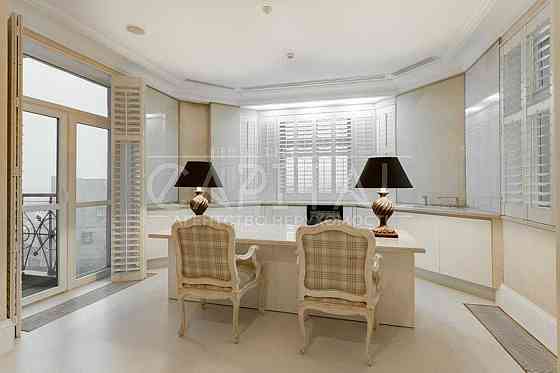 Продаж 3к квартири 140м2, бул. Шевченка Тараса, Шевченківський р-н Киев