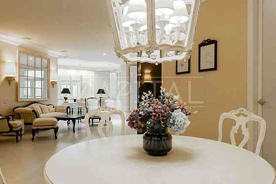 Продаж 3к квартири 140м2, бул. Шевченка Тараса, Шевченківський р-н Киев