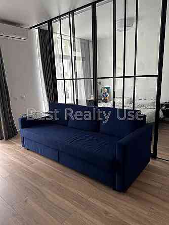 Продам 1 к кв з терасою  Голосіївський Васильківська Иподром Жуляни Киев