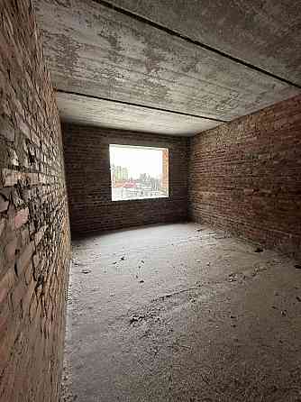 2-кімнатна в клубному будинку Ровно