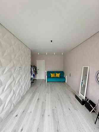 ЖК Варшавский 3 , Велика 3К кв-ра, Виноградар ТЦ Ретровиль, Киев