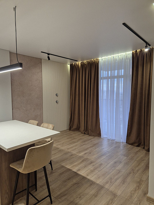 Пподається кв-ра у ЖК Кристал з дизайнерським ремонтом Ужгород - изображение 6