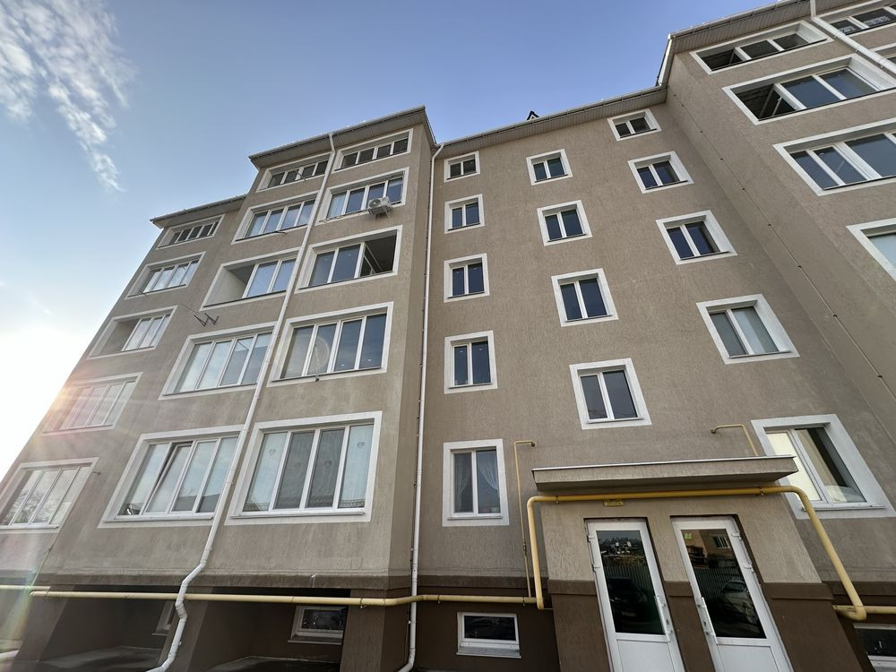 Однокімнатна квартира в новому ЖК. Доглянута територія, до Києва 25 км Ворзель - изображение 2