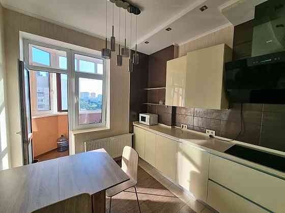 Оренда 1 к 45кв.м Новобудова Центр Солом'янський вул Солом'янська 15-А Київ