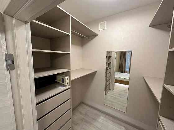 Фонтан.Сдам 1ком.квартиру и кухня-студия 16 Фонтана/Дача Ковалевского Одесса