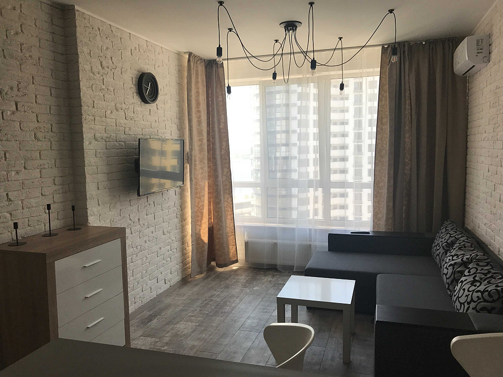 Сдается 1 комнатная квартира-студия в закрытом ЖК "Заречный" Київ - зображення 1