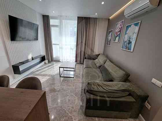 Дизайнерська спальня+студія в комфортному «Авалон Тайм», Липинського Львов