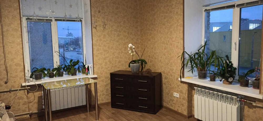 Продам 3к кварт 65 кв.м СТАЛИНКА в СЕРЕДИНЕ дома, Вокзал, Днепр Дніпро - зображення 1