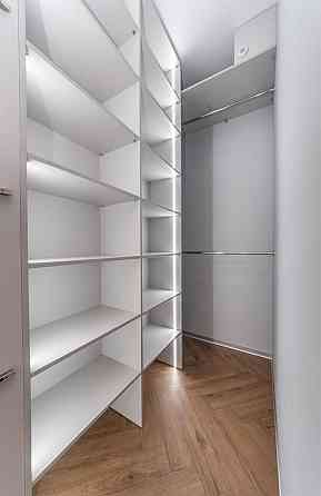 Продам 2-к ЖК Манхеттен  проспект  Берестейський 11 Центр є Генератор Київ