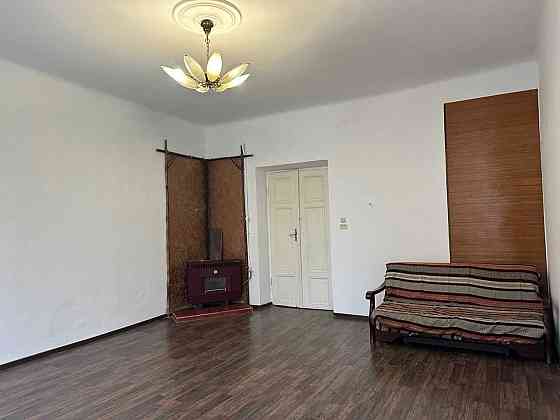 Продаж 1-кімнатної квартири біля ТЦ Магнус в центрі, вікна на фасад Львів